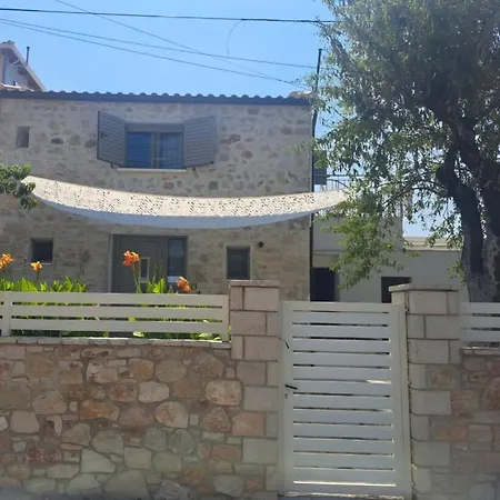 Dea's Villa Himare