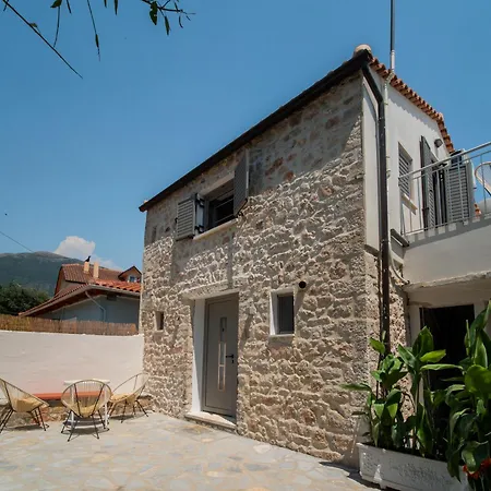 Dea's Villa Himare