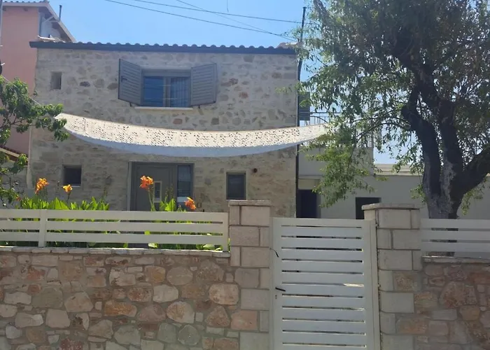 Dea's Villa Himarë